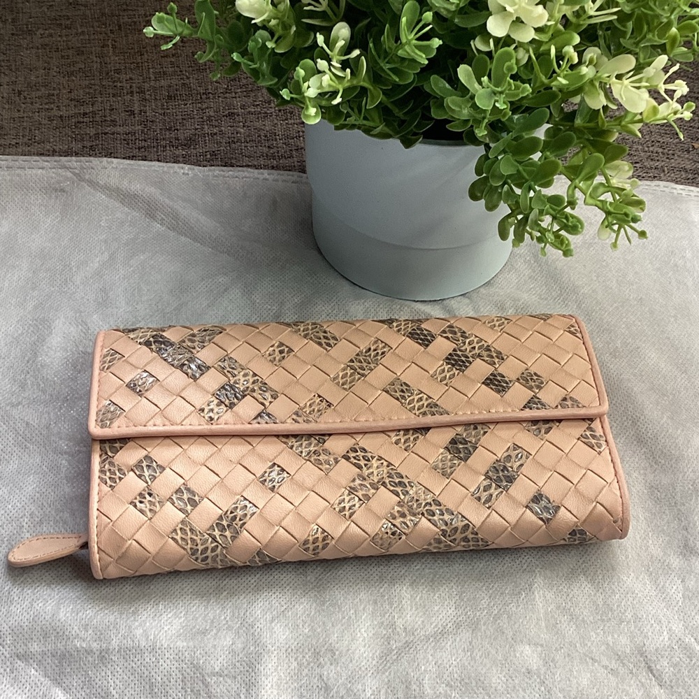 Bottega Veneta Intrecciatto Leather Flap wallet- Light pink w/ snakeskin
